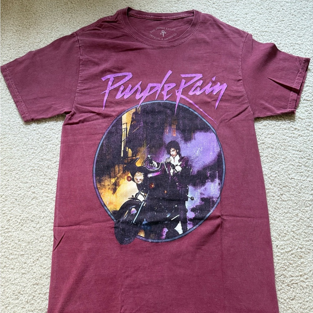 Urban Outfitters Purple Rain Graphic T-Shirt. S/M